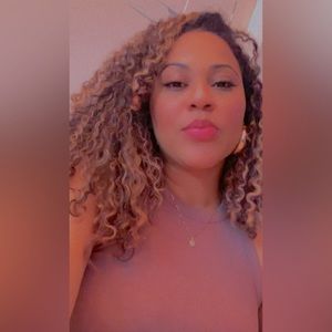 Meet your Posher, Brianna